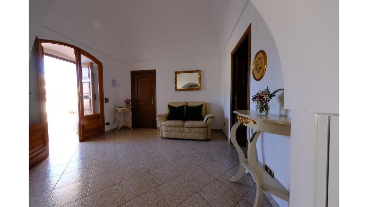Tenuta Con Due Abitazioni Indipendenti Martina Franca Dış mekan fotoğraf